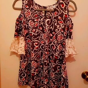 Gray and Red Prunt Cold Shoulder Top